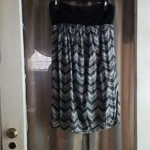 Billabong blk/grey printed tube top mini dress